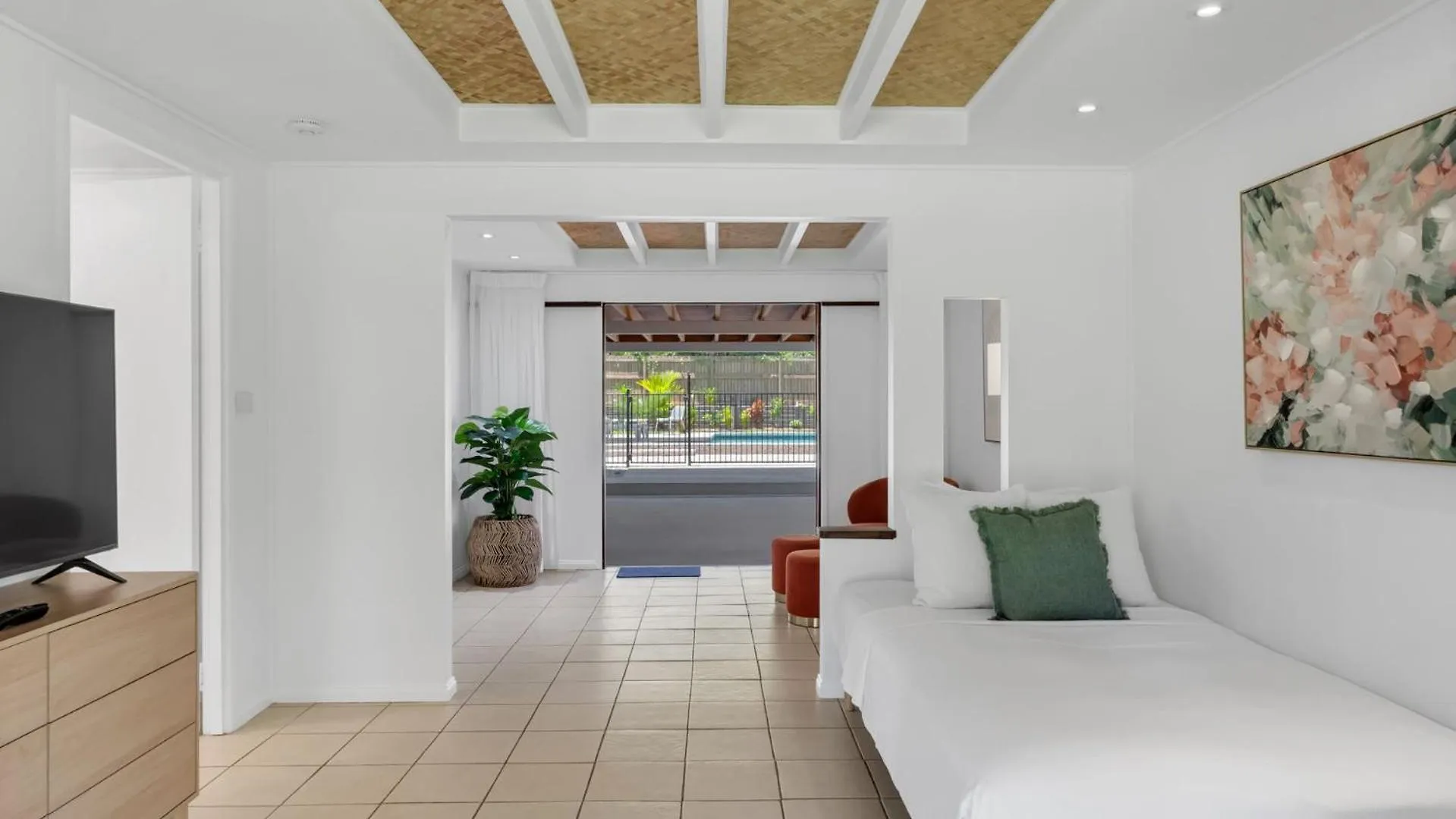Holiday home Belle Escapes Endeavour To Impress Villa Clifton Beach