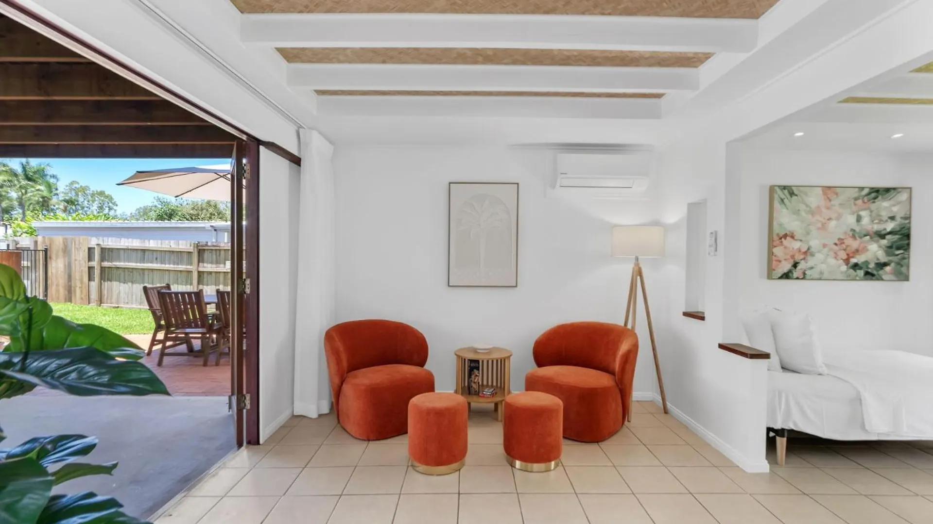 Belle Escapes Endeavour To Impress Villa Clifton Beach Australia