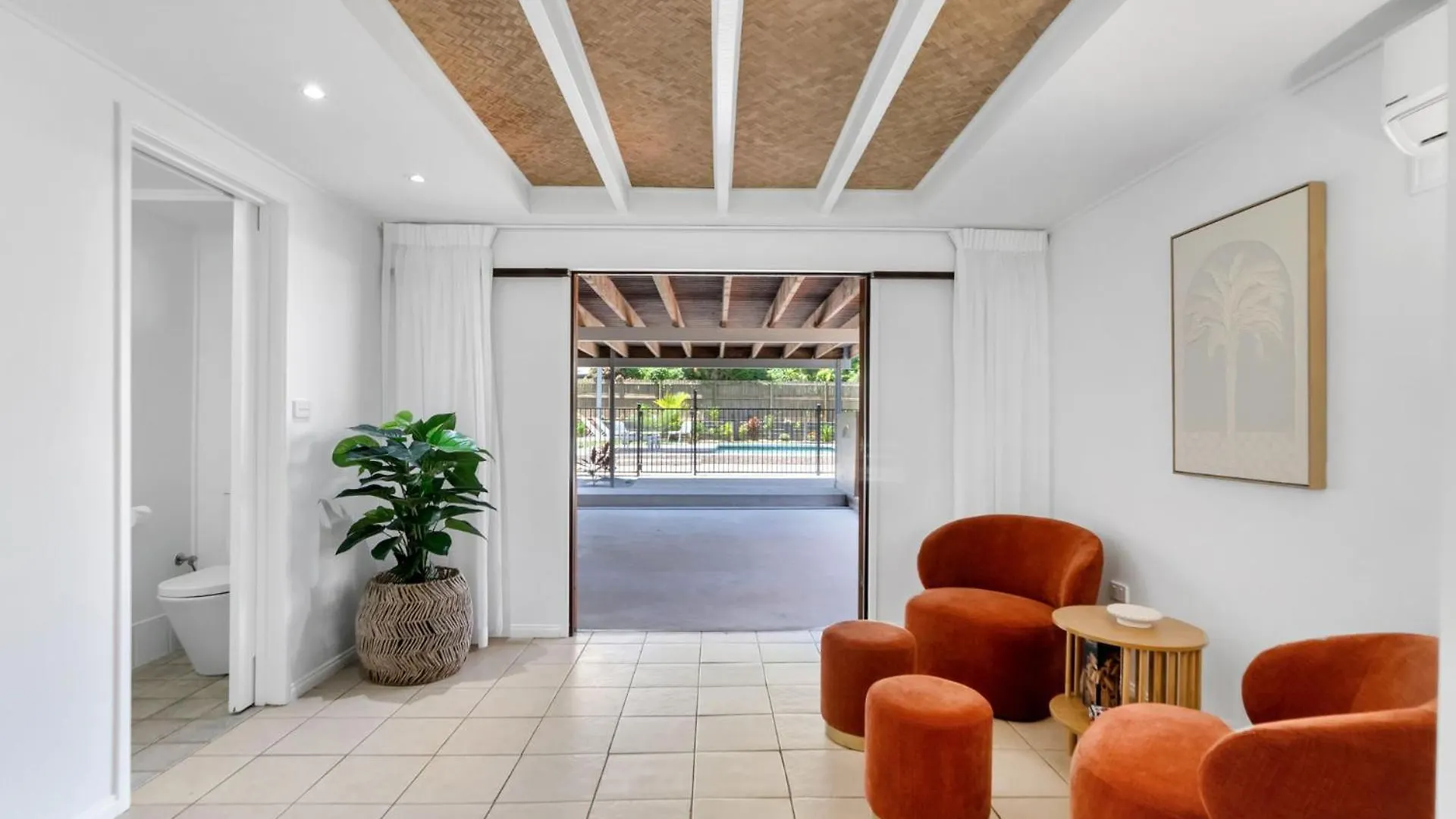 Belle Escapes Endeavour To Impress Villa Clifton Beach Australia