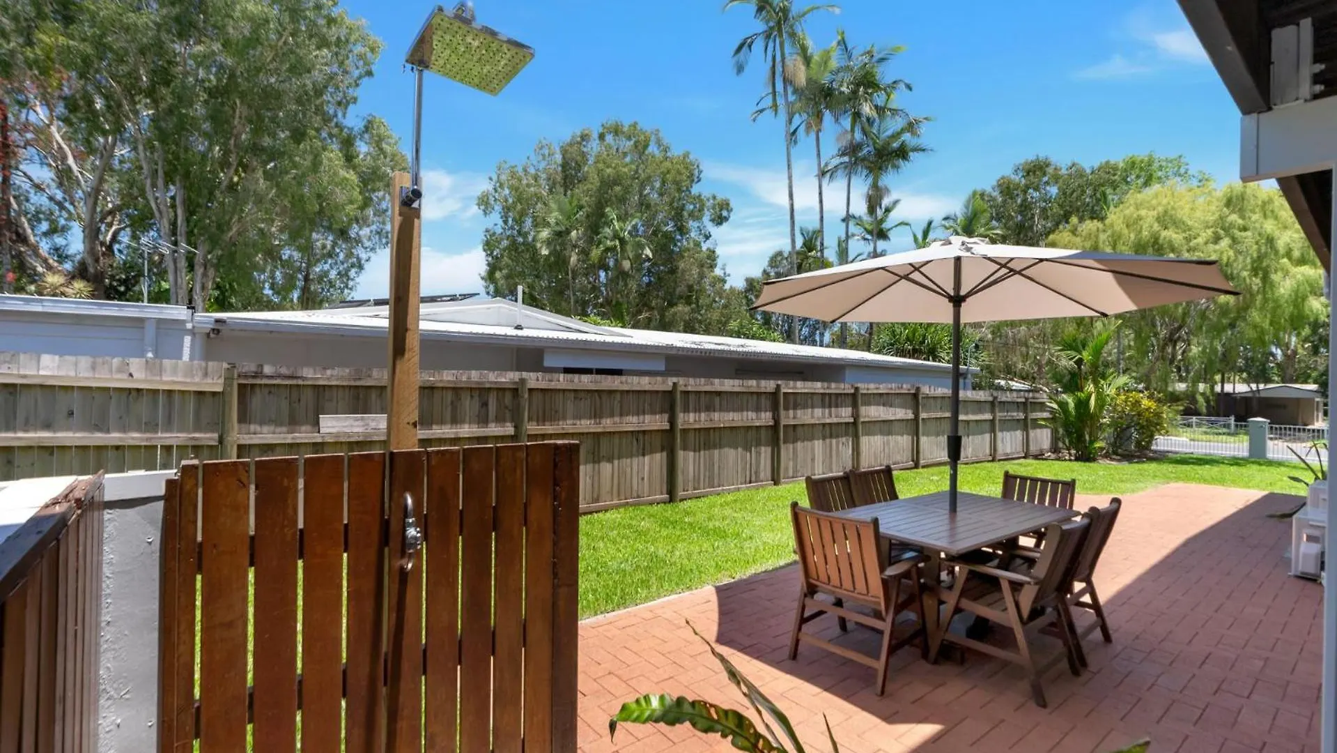 Holiday home Belle Escapes Endeavour To Impress Villa Clifton Beach