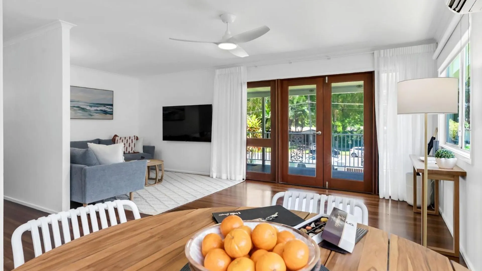 Holiday home Belle Escapes Endeavour To Impress Villa Clifton Beach Australia