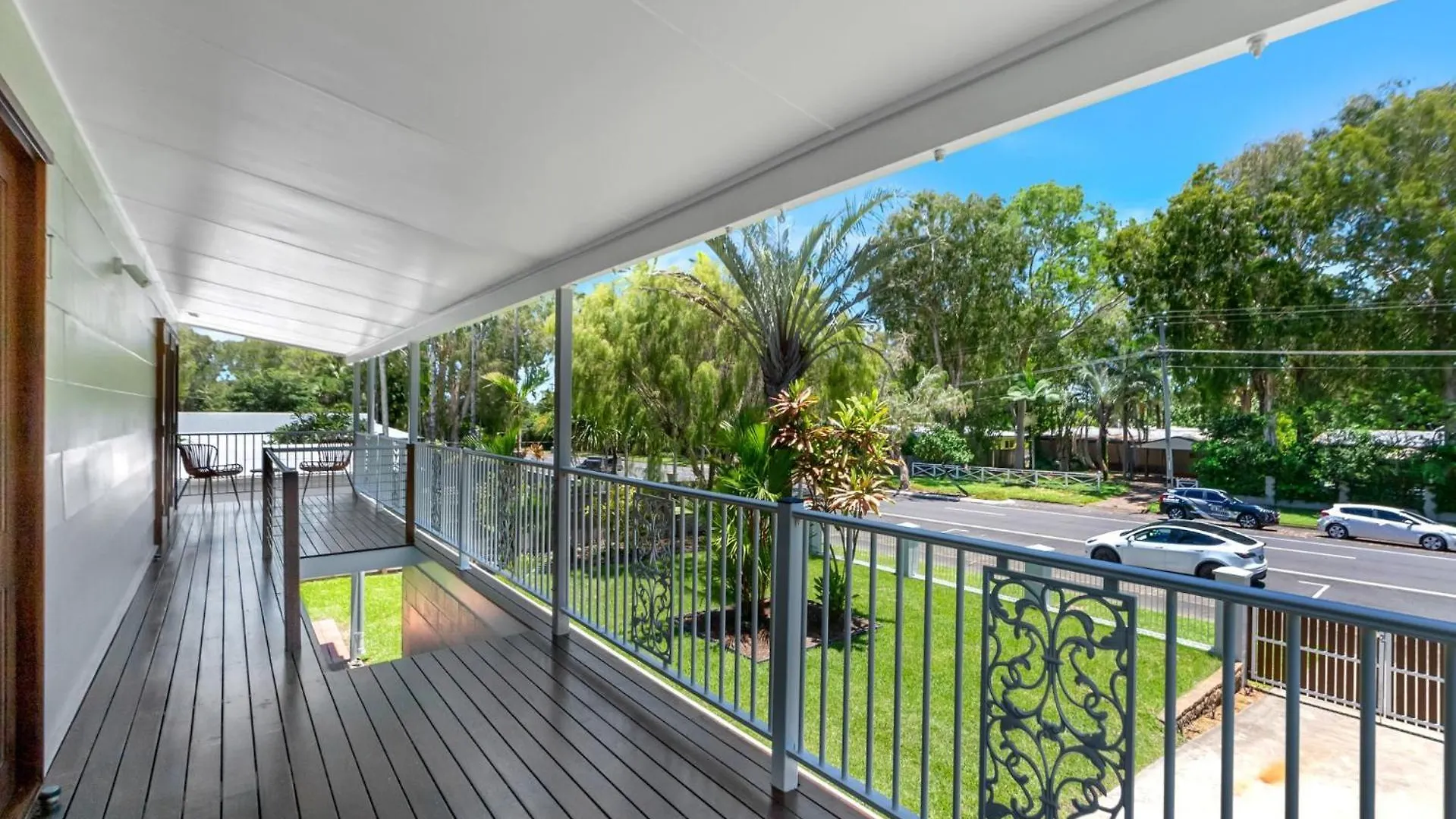 Belle Escapes Endeavour To Impress Villa Clifton Beach Australia