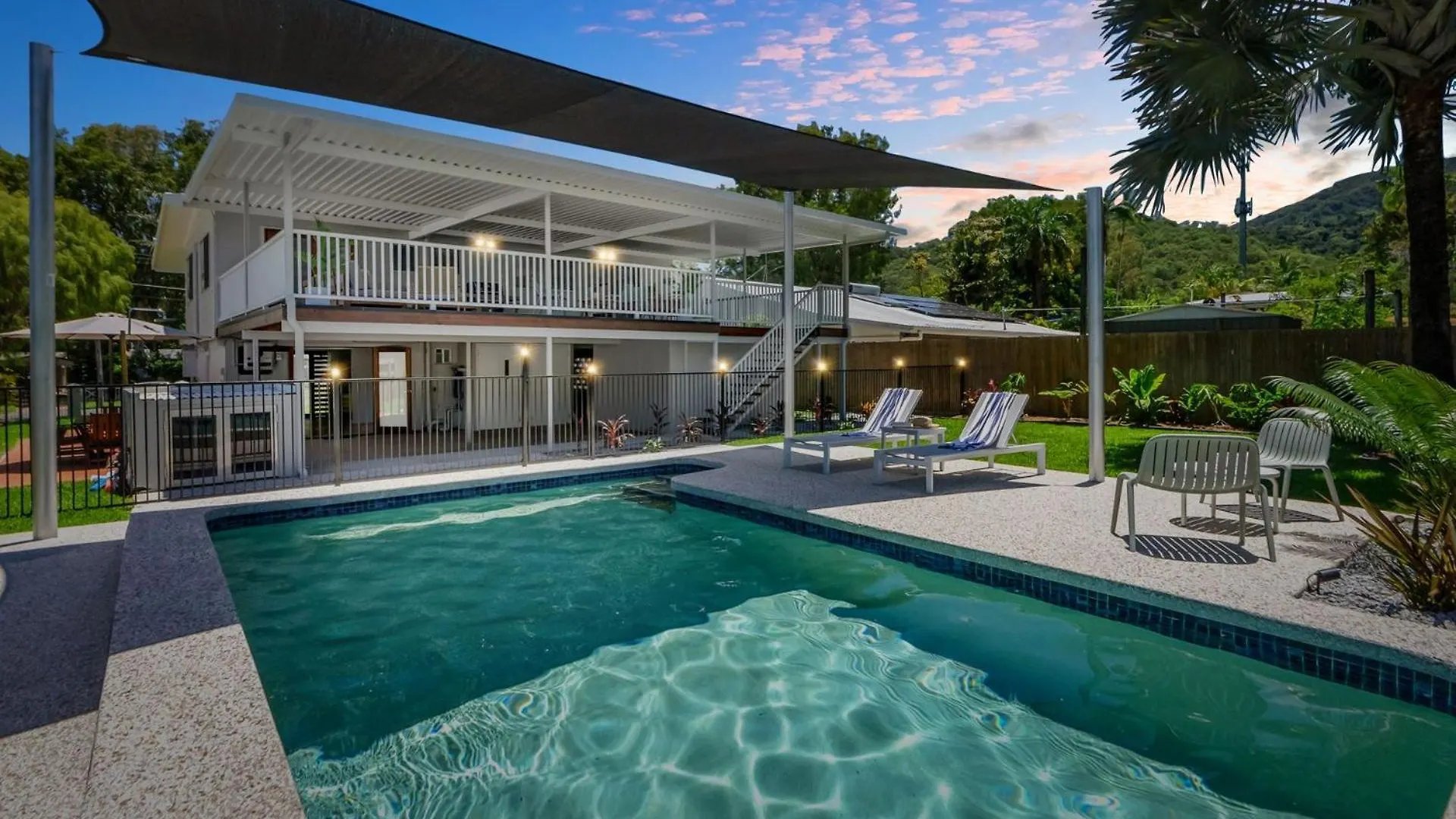 Belle Escapes Endeavour To Impress Villa Clifton Beach