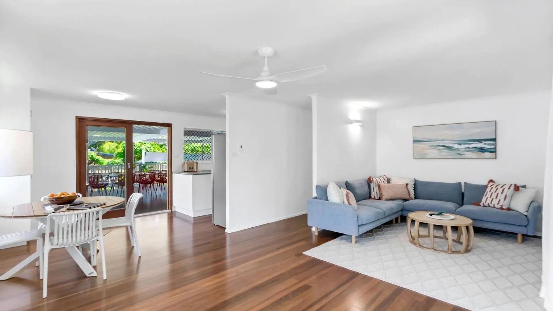Holiday home Belle Escapes Endeavour To Impress Villa Clifton Beach Australia